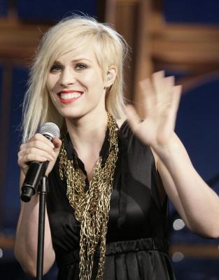 Natasha Bedingfield’s Makeover | HQ Celebrity